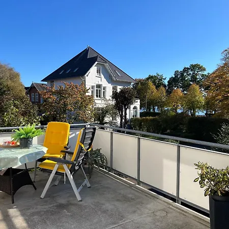 Krabbe In Zentraler Lage Von Eckernförde
