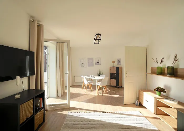 Krabbe In Zentraler Lage Von Lägenhet *