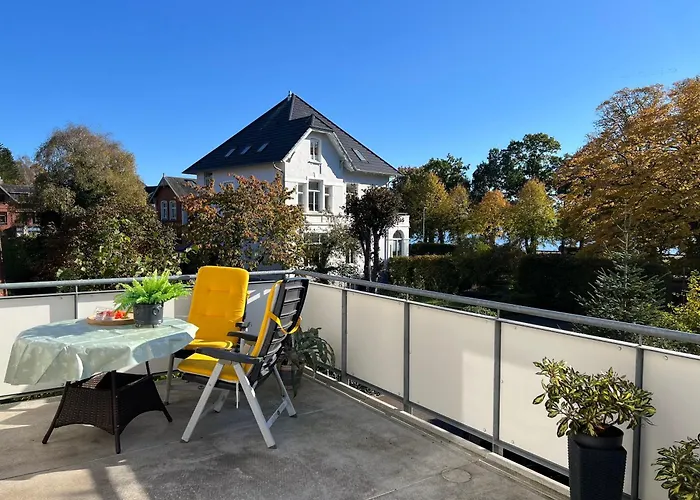 Krabbe In Zentraler Lage Von Eckernförde